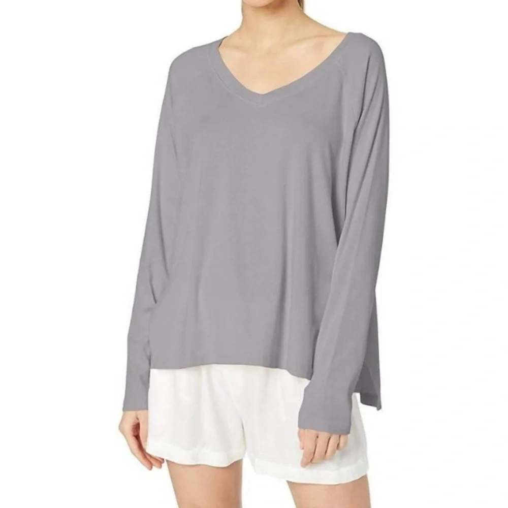 PJ Harlow Frankie Rib Long Sleeve V-Neck with Side Slits Size Medium Like New - Picture 1 of 11